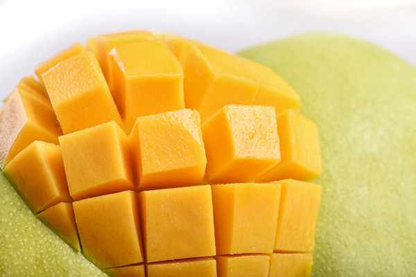 六个月婴儿辅食 六个月婴儿不能吃哪些辅食